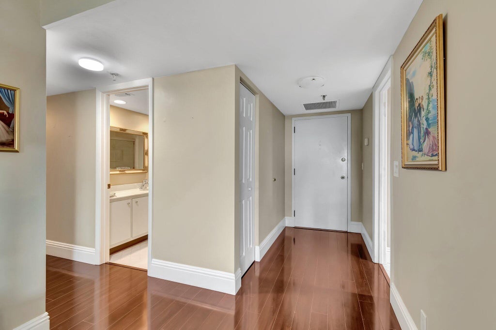 Photo of 6372 LA COSTA Drive #504, Boca Raton, FL 33433 (MLS # B26083543)