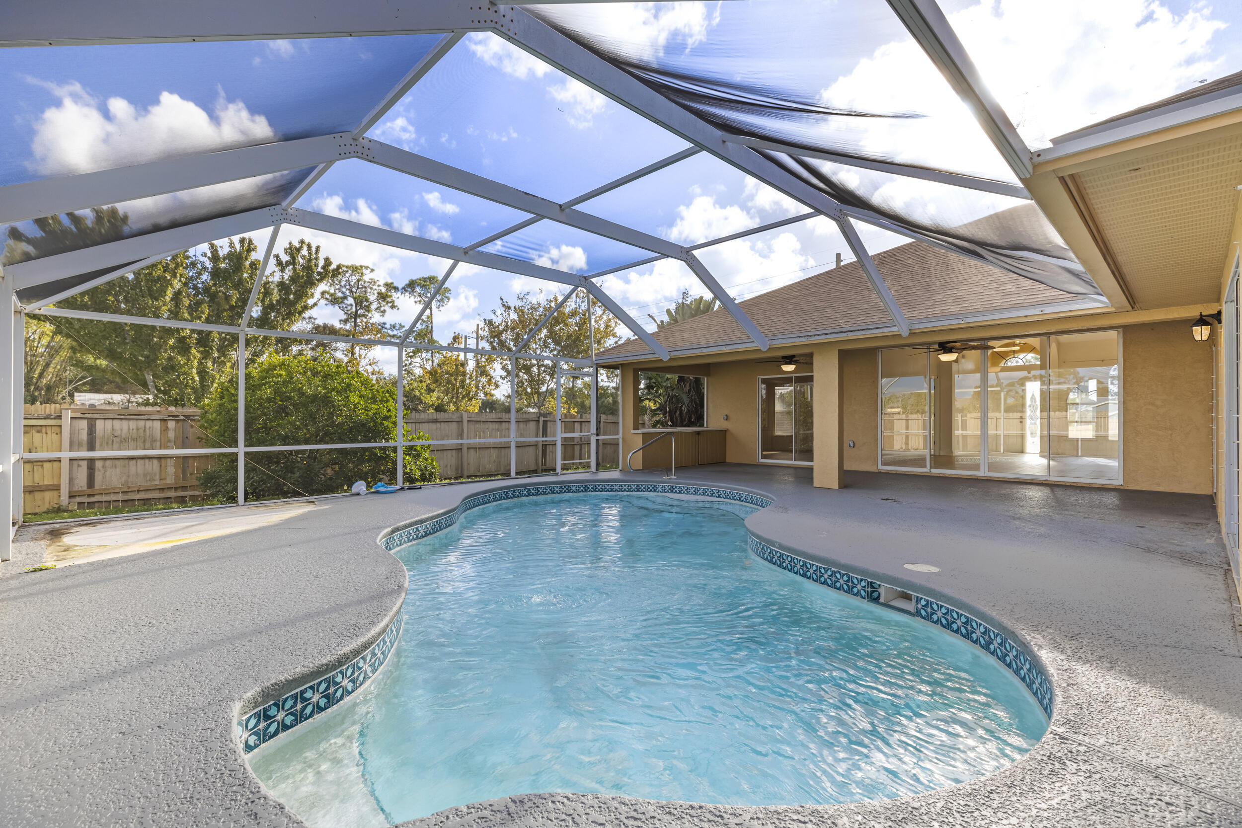 PORT ST LUCIE SECTION 18 - Residential Lease