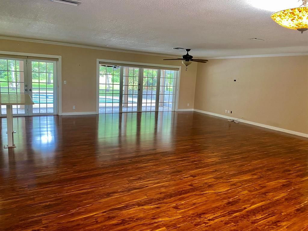 Photo of 5700 NW 66th Avenue, Parkland, FL 33067 (MLS # R10738416)
