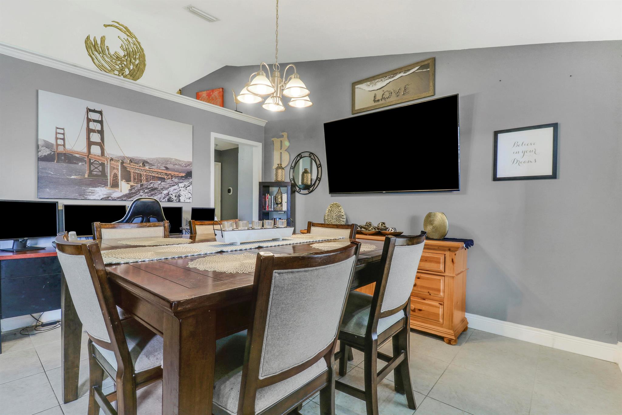 PORT ST LUCIE SECTION 3 - Residential