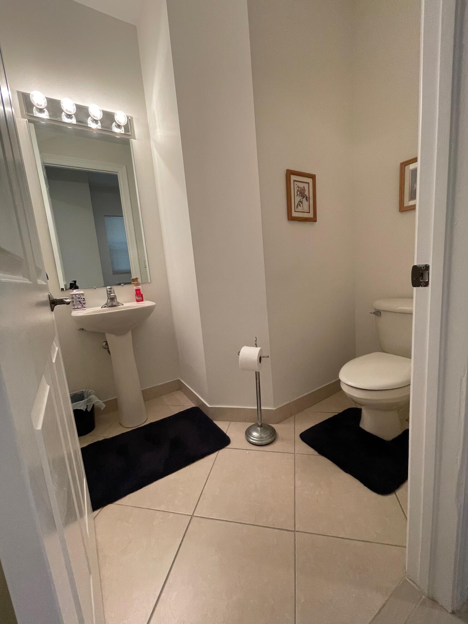 CITYSIDE CONDO - Residential