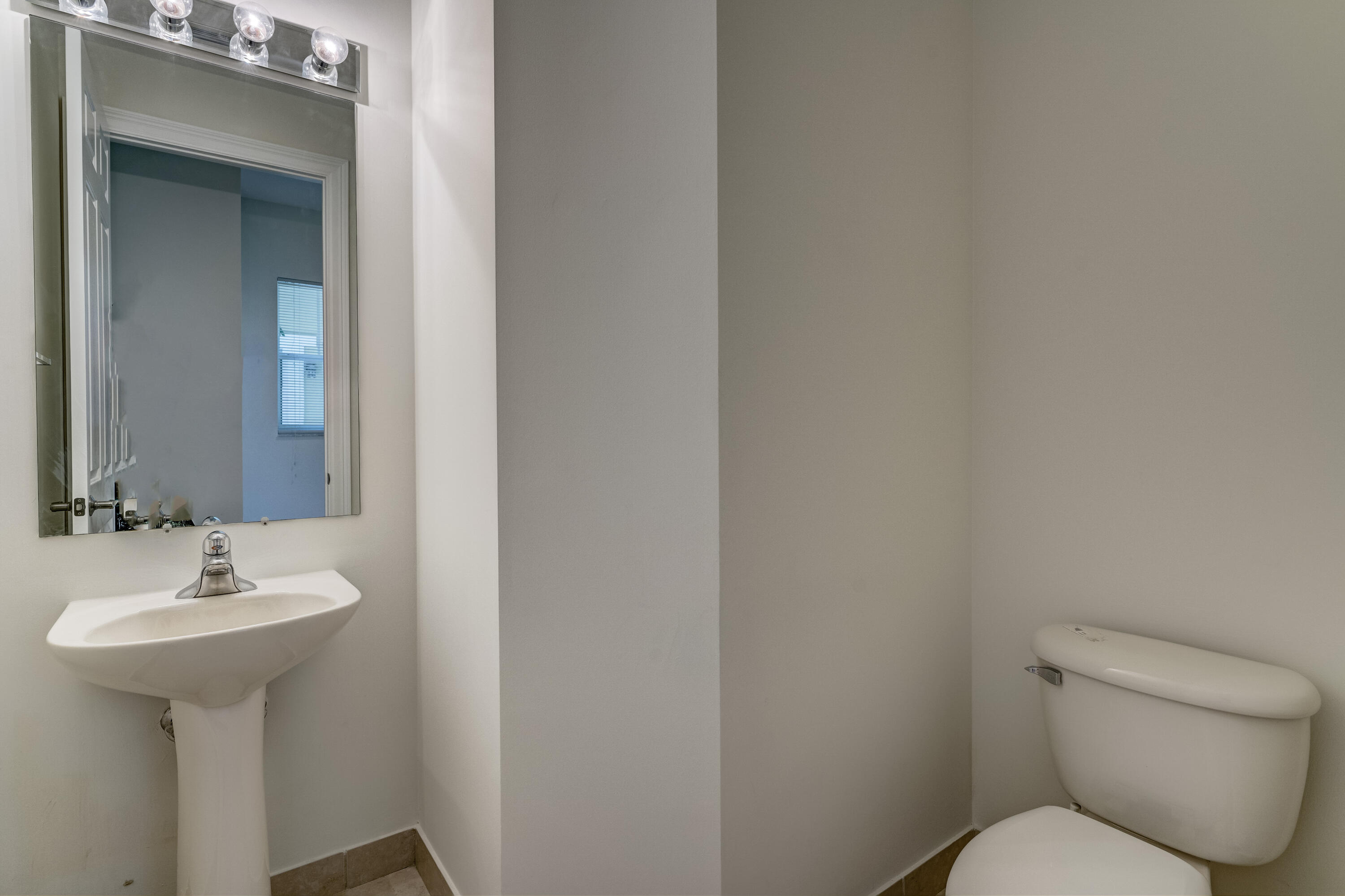 CITYSIDE CONDO - Residential