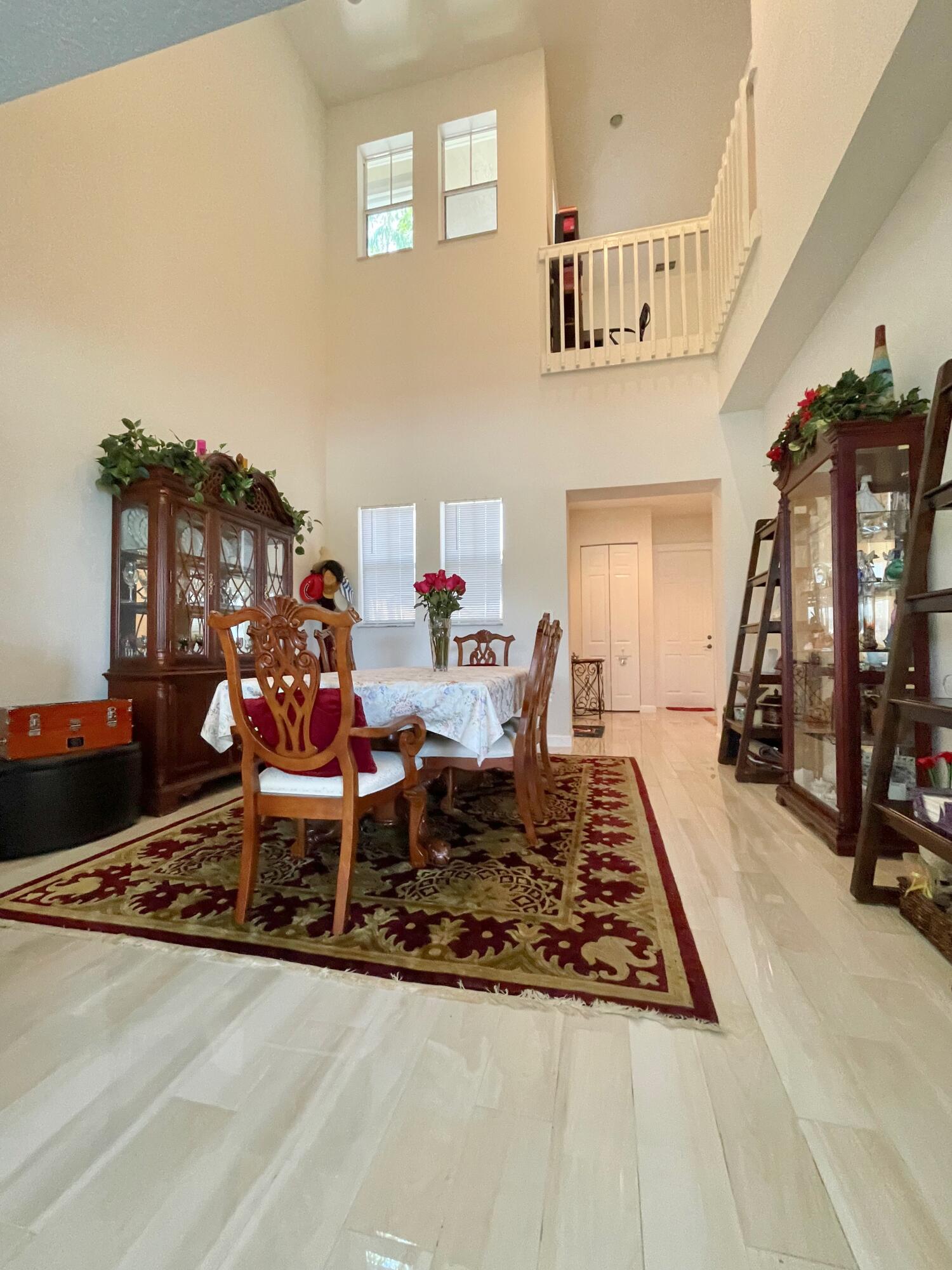 CITYSIDE CONDO - Residential