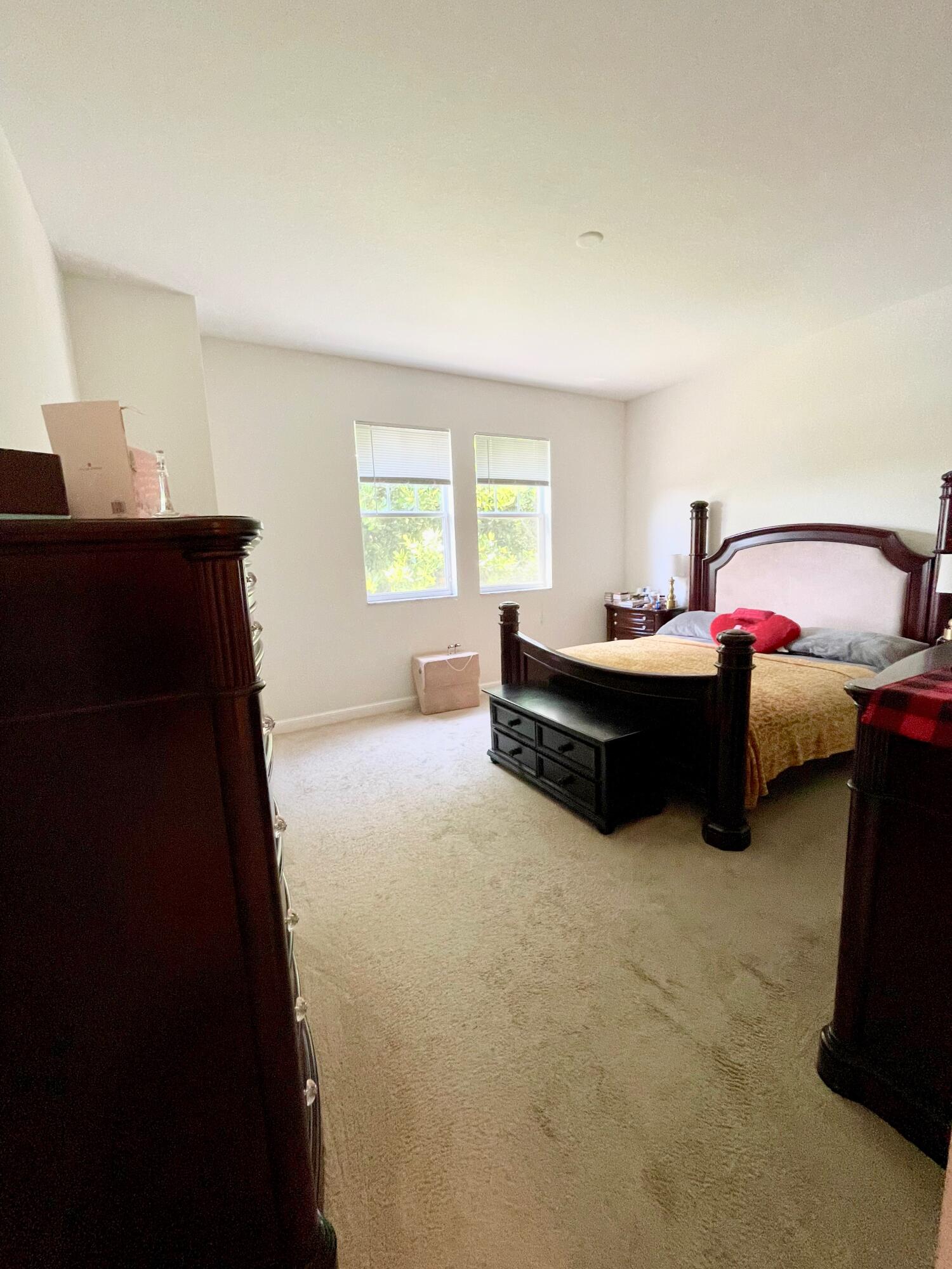 CITYSIDE CONDO - Residential