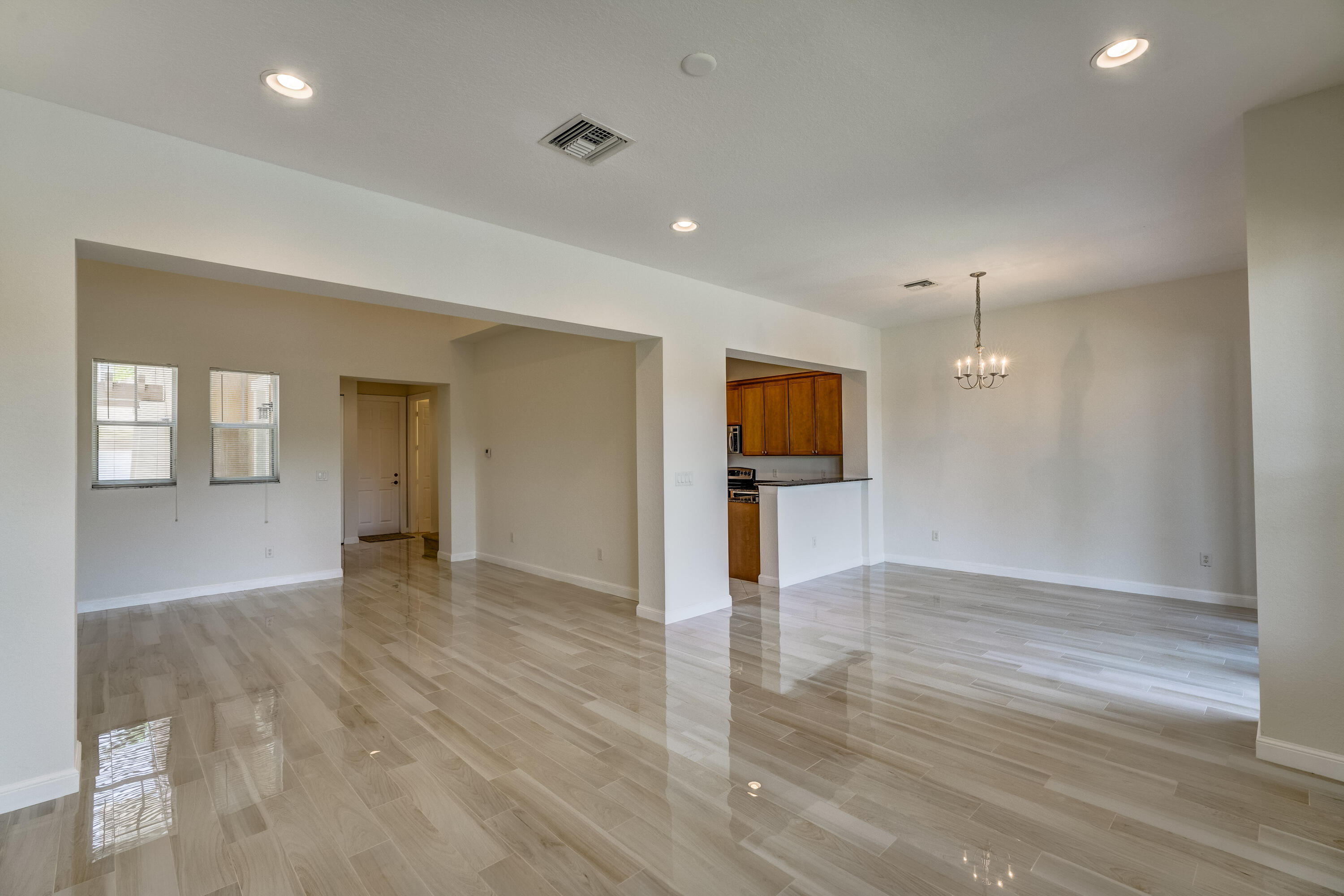 CITYSIDE CONDO - Residential