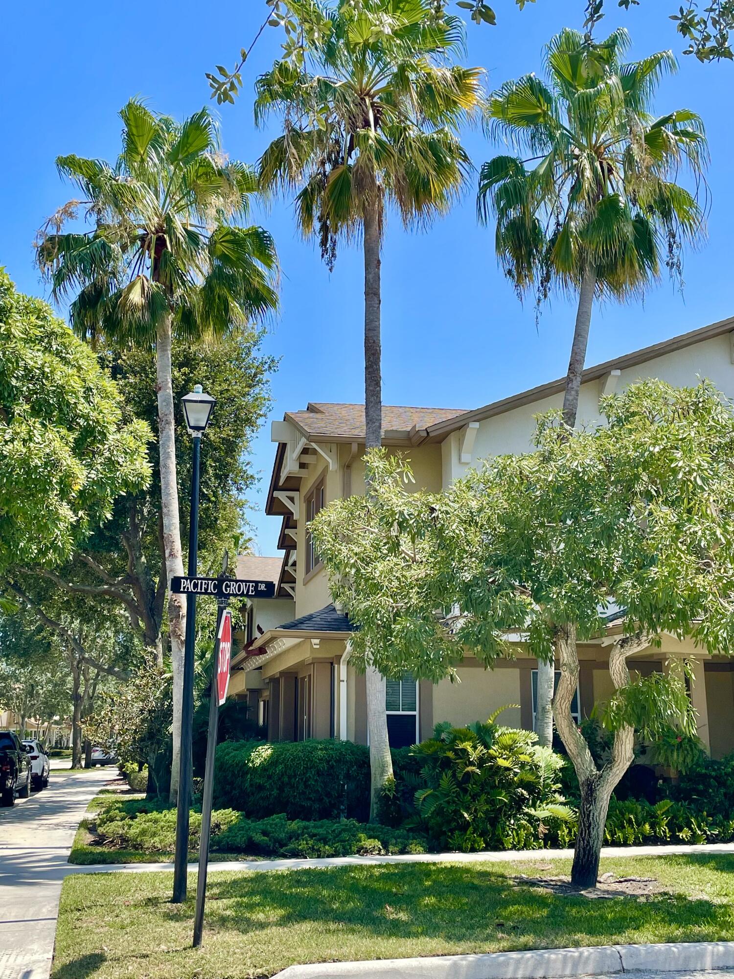 CITYSIDE CONDO - Residential