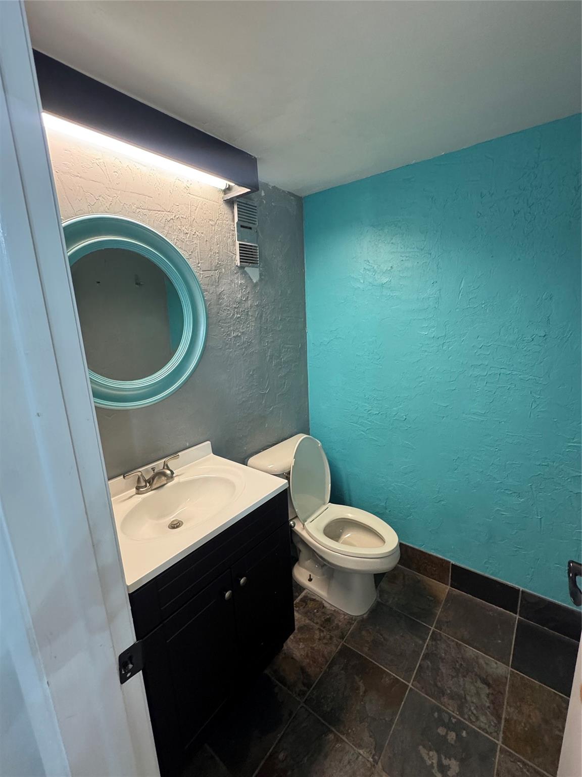 755 Dotterel Rd 1202