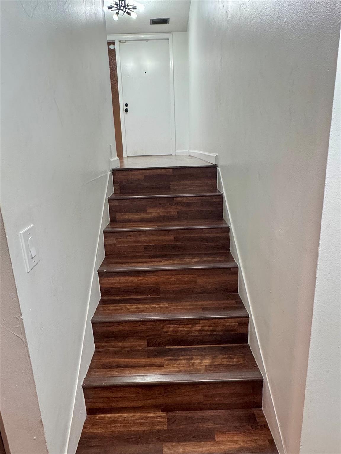 755 Dotterel Rd 1202
