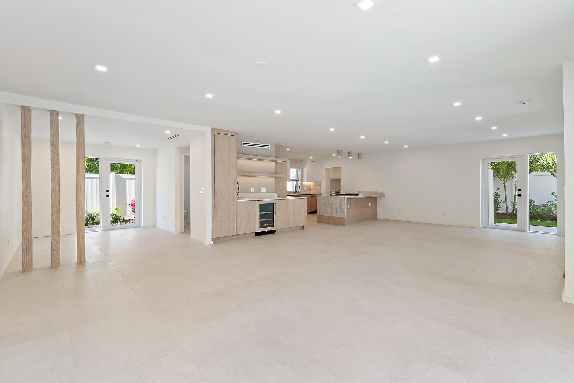 PALM BEACH SHORES - Residential