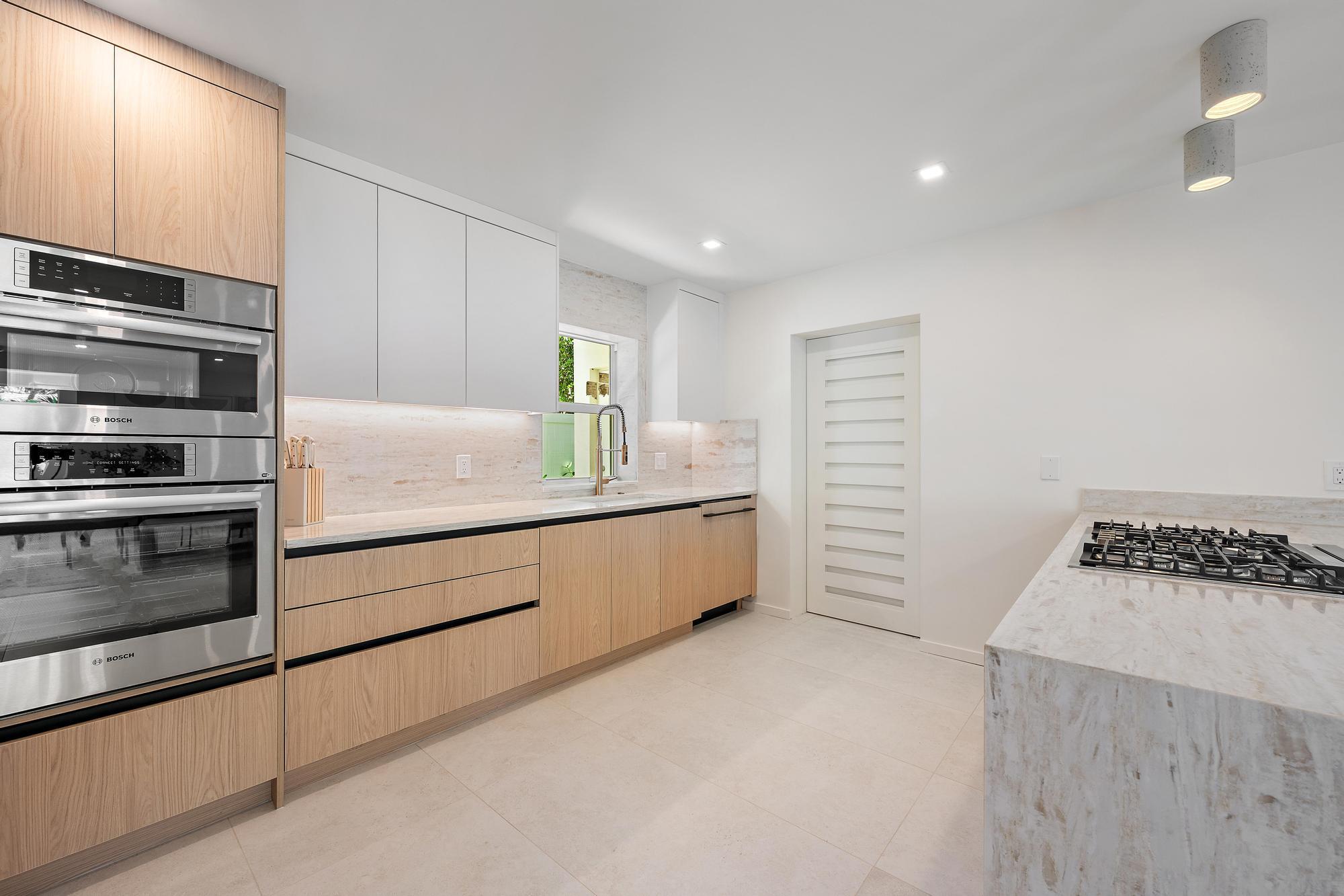 PALM BEACH SHORES - Residential