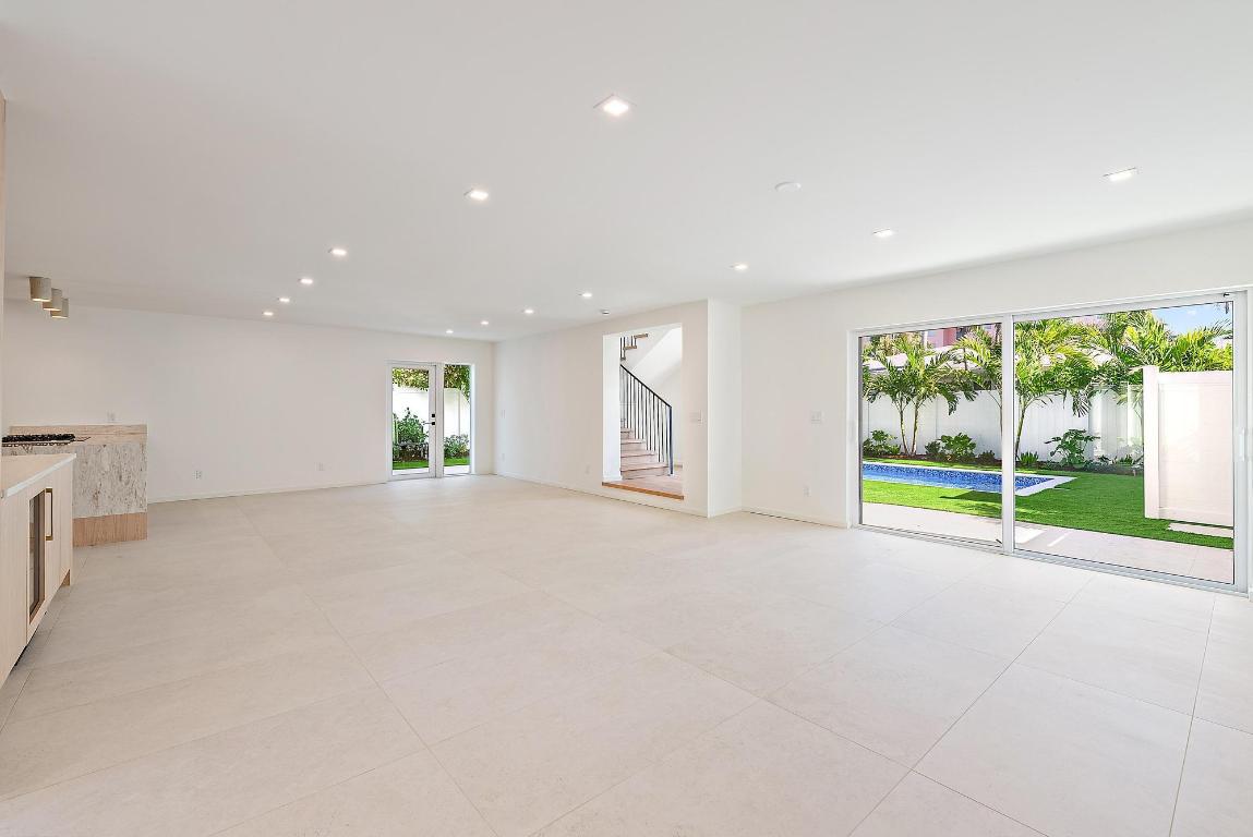PALM BEACH SHORES - Residential