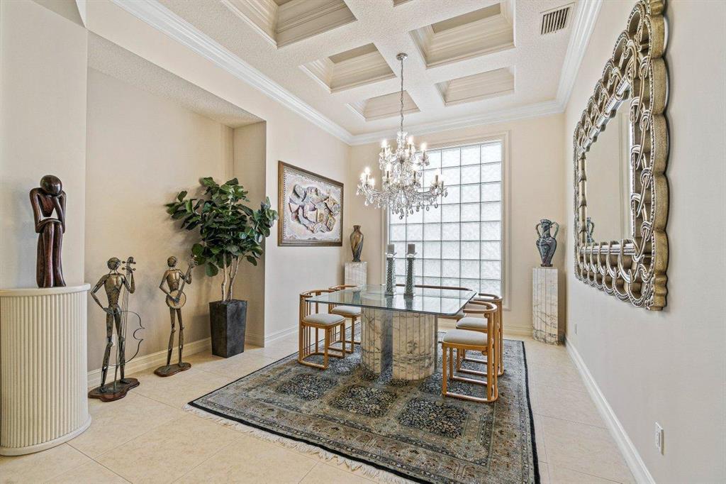 VALENCIA SHORES - Residential