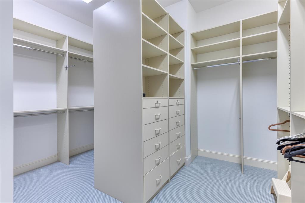 EL PARAISO - Residential