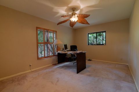 Single Family Residence in Palm Beach Gardens FL 8212 150th Court Ct 28.jpg