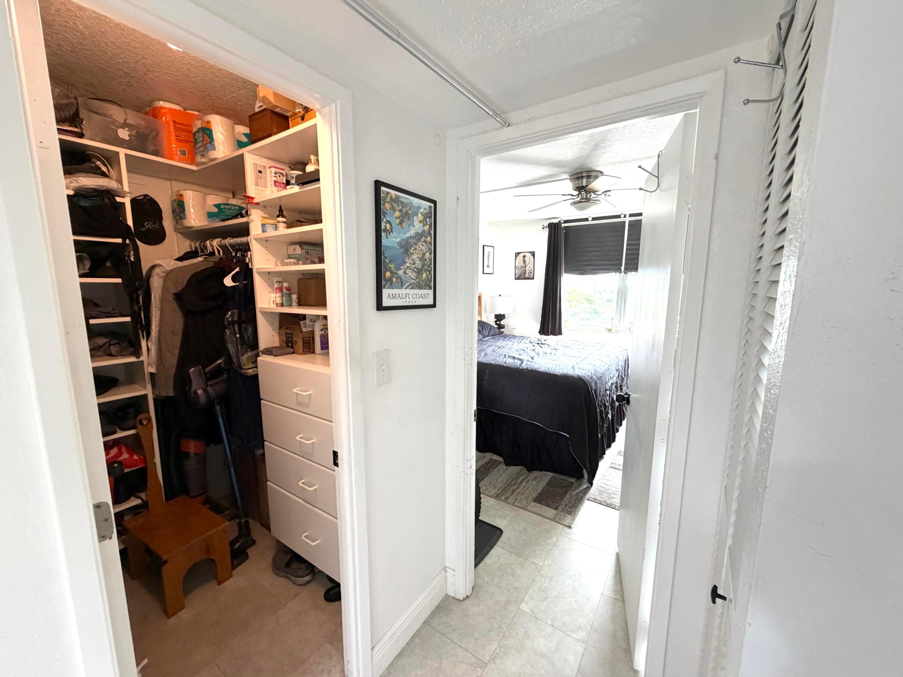 Island Club - Residential