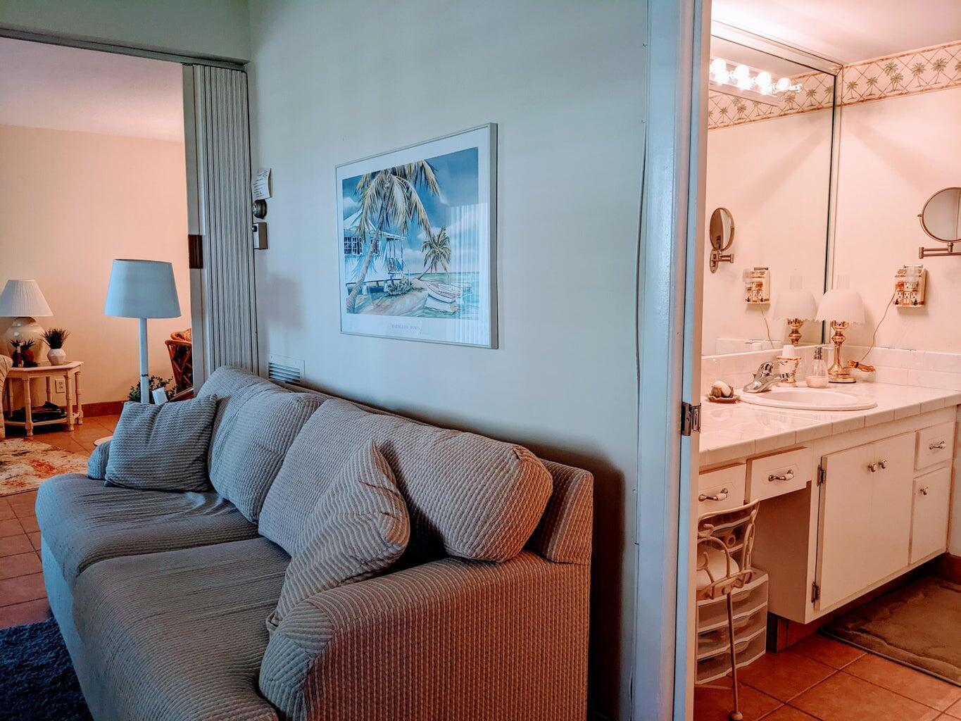 View photos, virtual tours, details... 2724 Garden Drive S 108