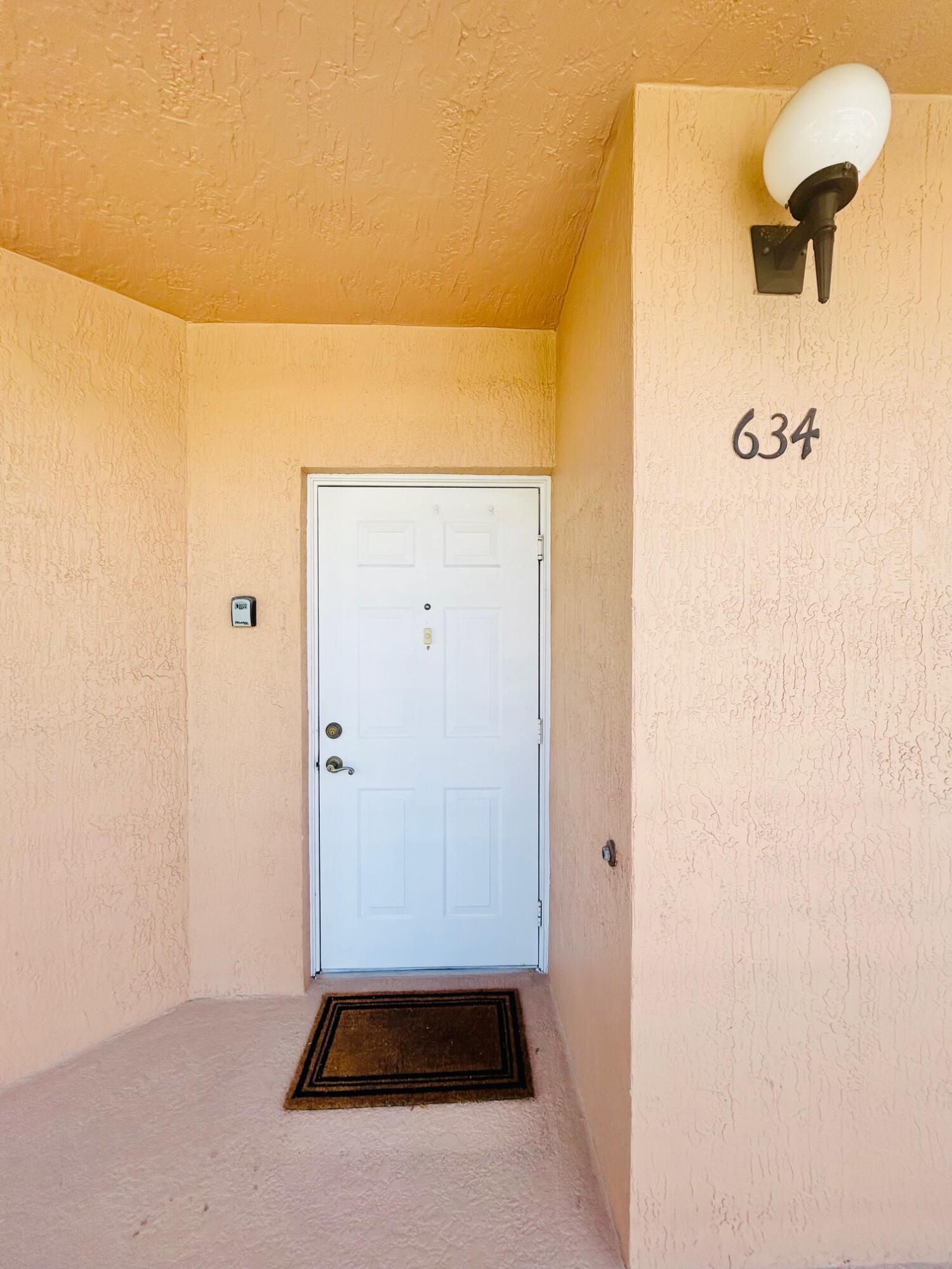 LUCERNE POINTE CONDO C - Residential