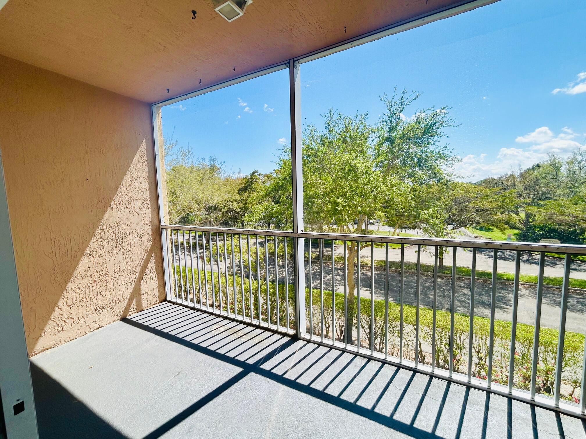 LUCERNE POINTE CONDO C - Residential