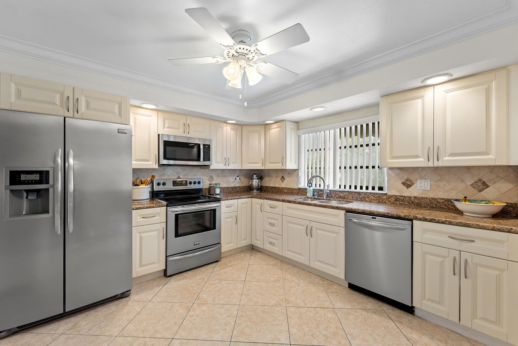Photo of 4863 Hawkwood Road #B, Boynton Beach, FL 33436 (MLS # B26050930)