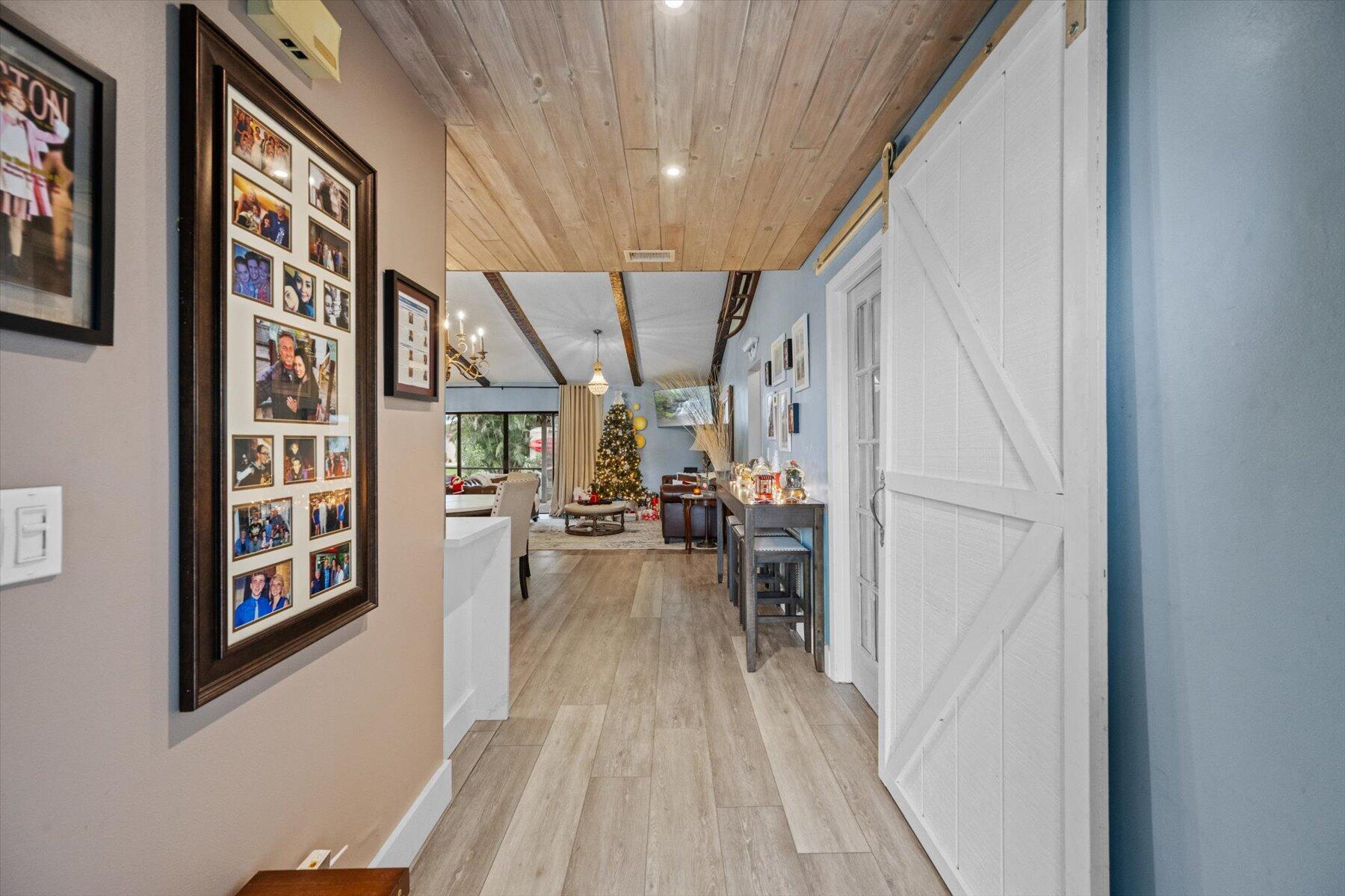 EASTWOOD OF WELLINGTON 2 - Residential