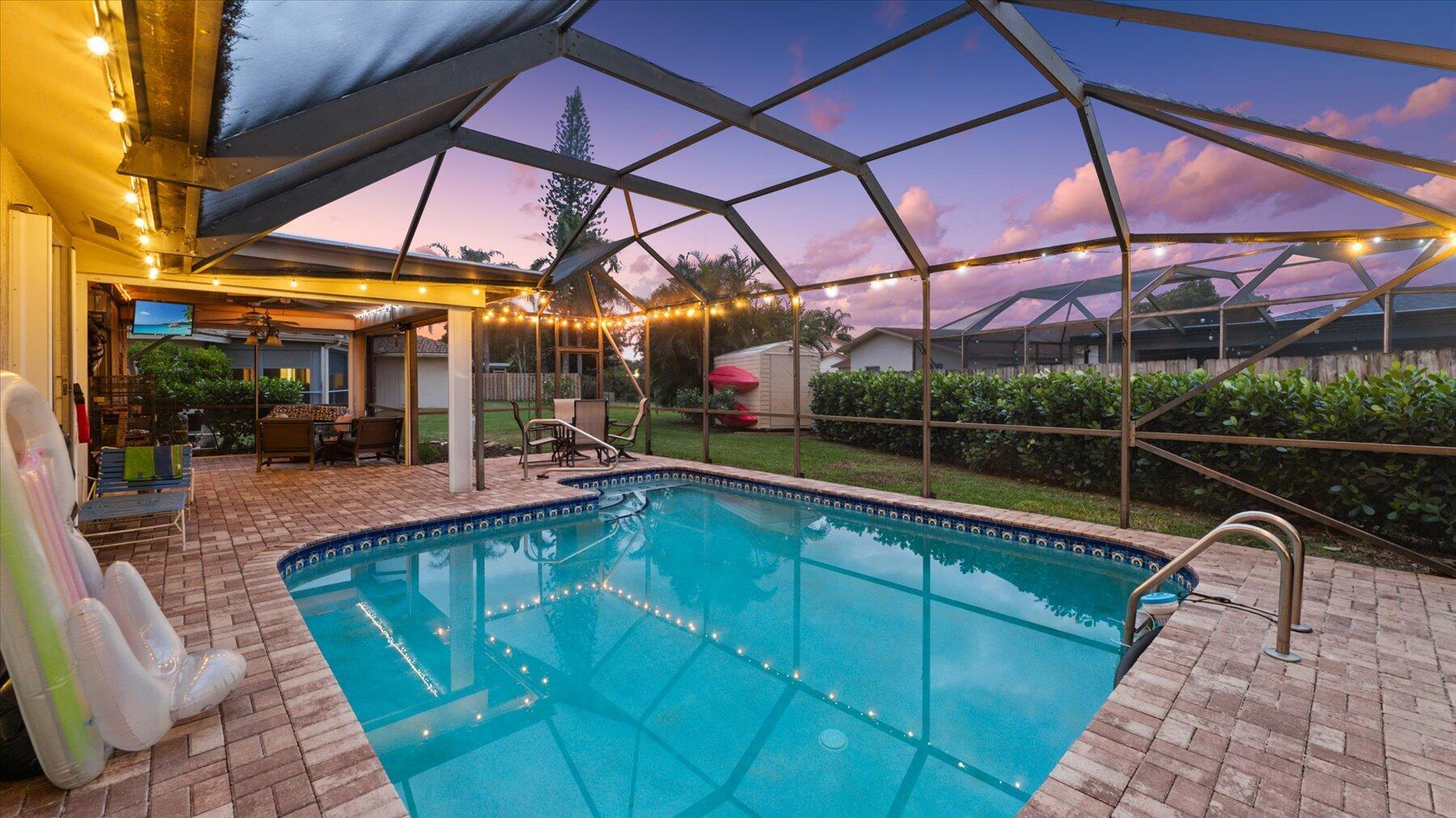 EASTWOOD OF WELLINGTON 2 - Residential