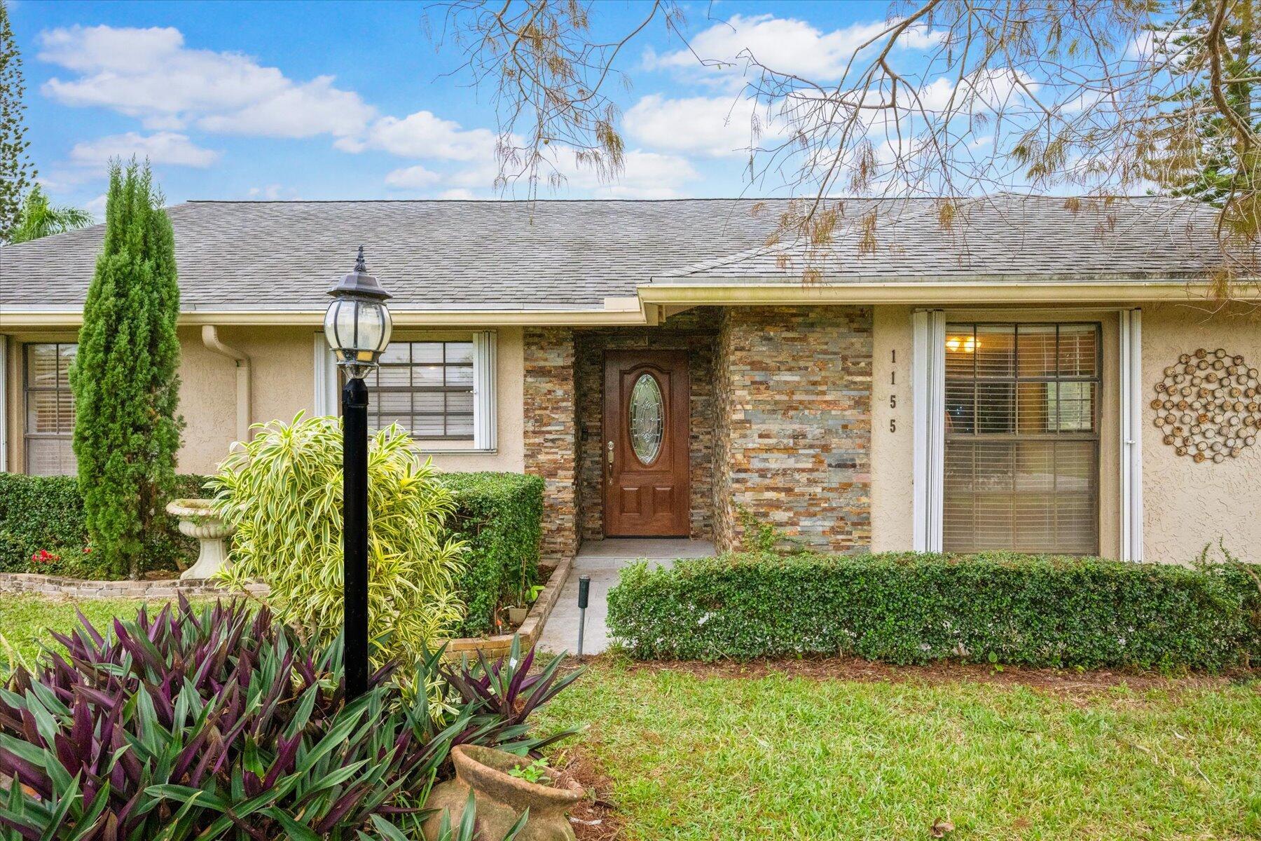 EASTWOOD OF WELLINGTON 2 - Residential