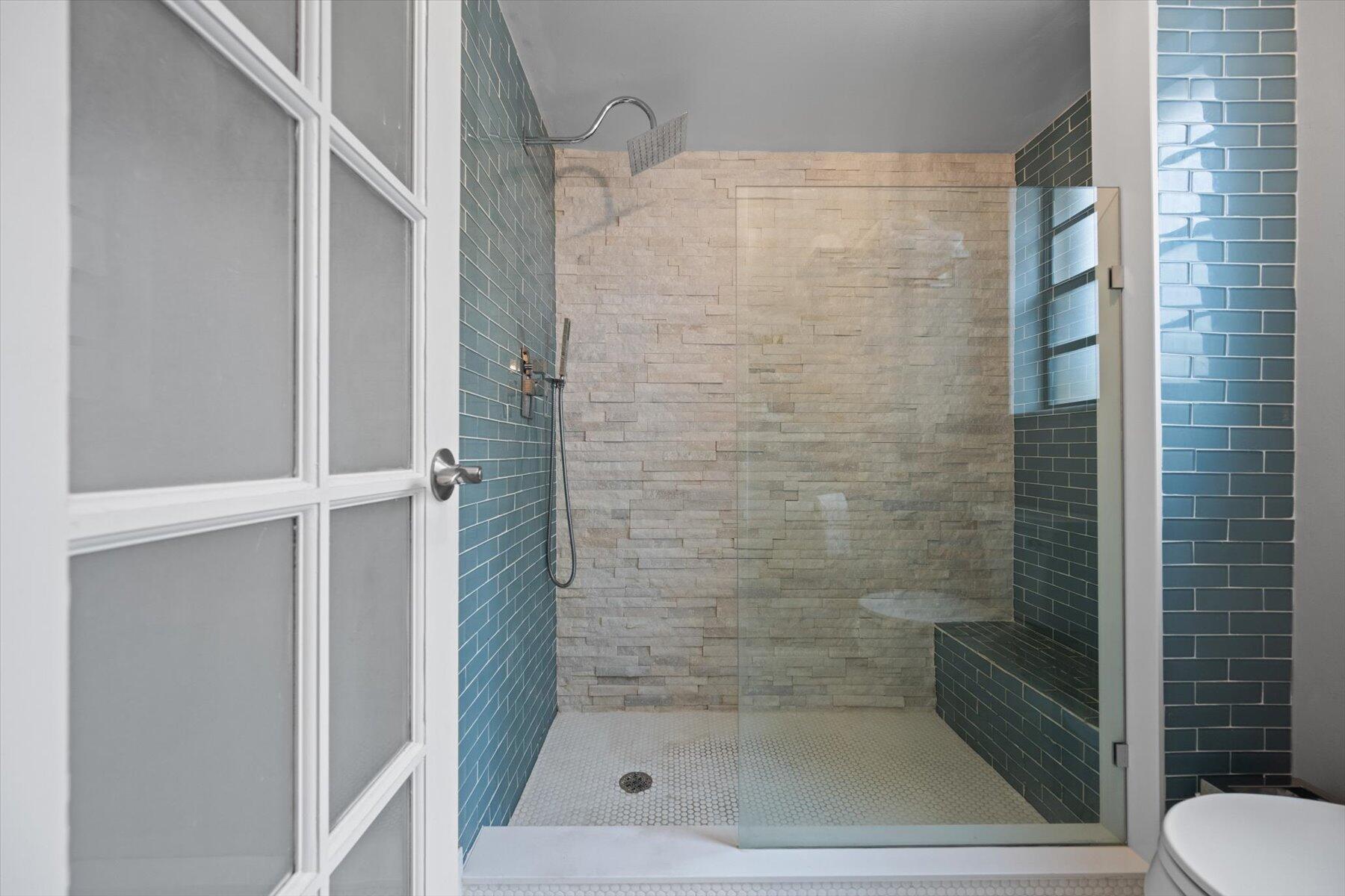 EASTWOOD OF WELLINGTON 2 - Residential