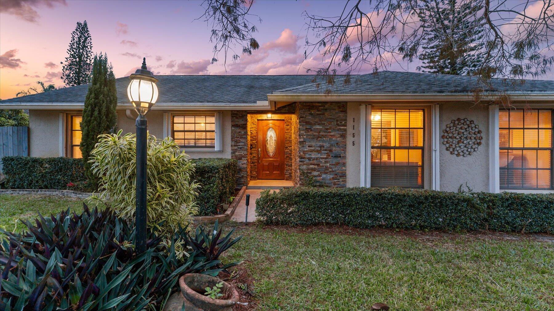 EASTWOOD OF WELLINGTON 2 - Residential