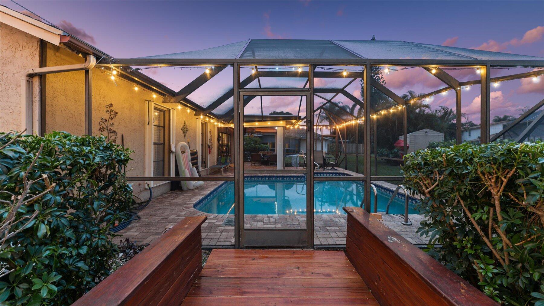 EASTWOOD OF WELLINGTON 2 - Residential