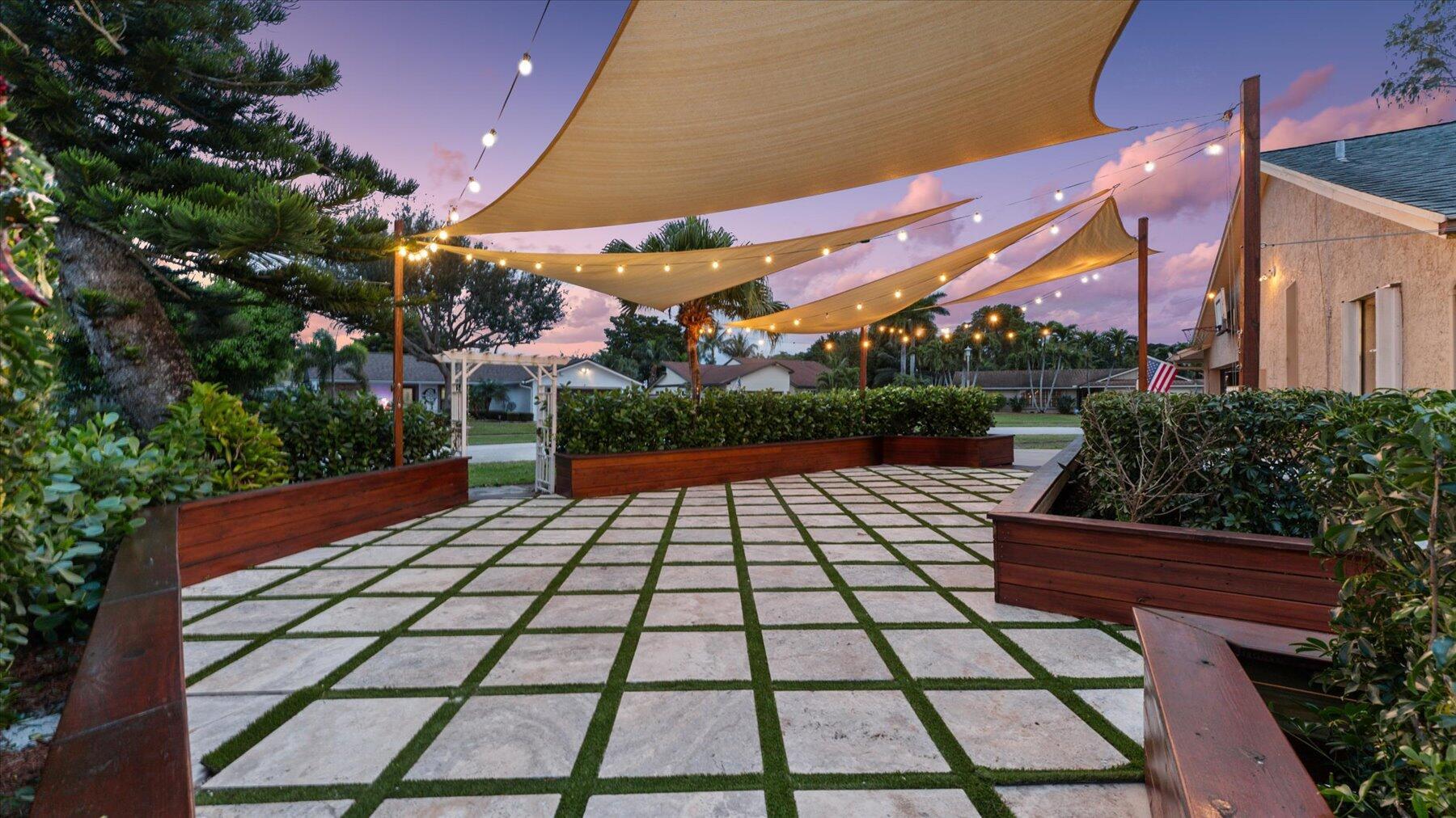 EASTWOOD OF WELLINGTON 2 - Residential