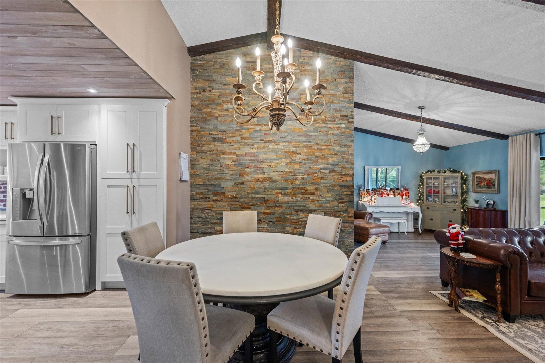 EASTWOOD OF WELLINGTON 2 - Residential