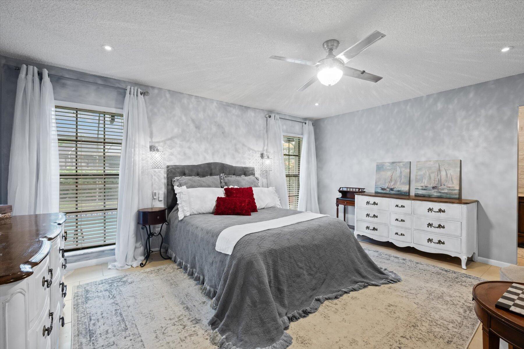 EASTWOOD OF WELLINGTON 2 - Residential