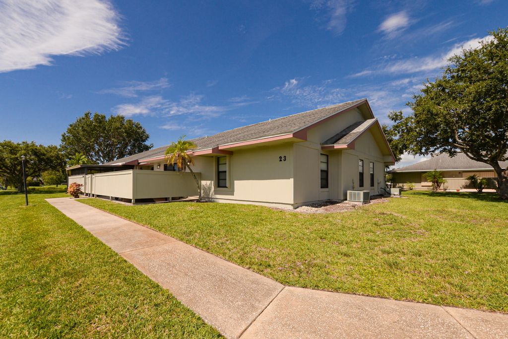 Photo of 3970 NW Cinnamon Tree Circle, Jensen Beach, FL 34957 (MLS # R11005592)