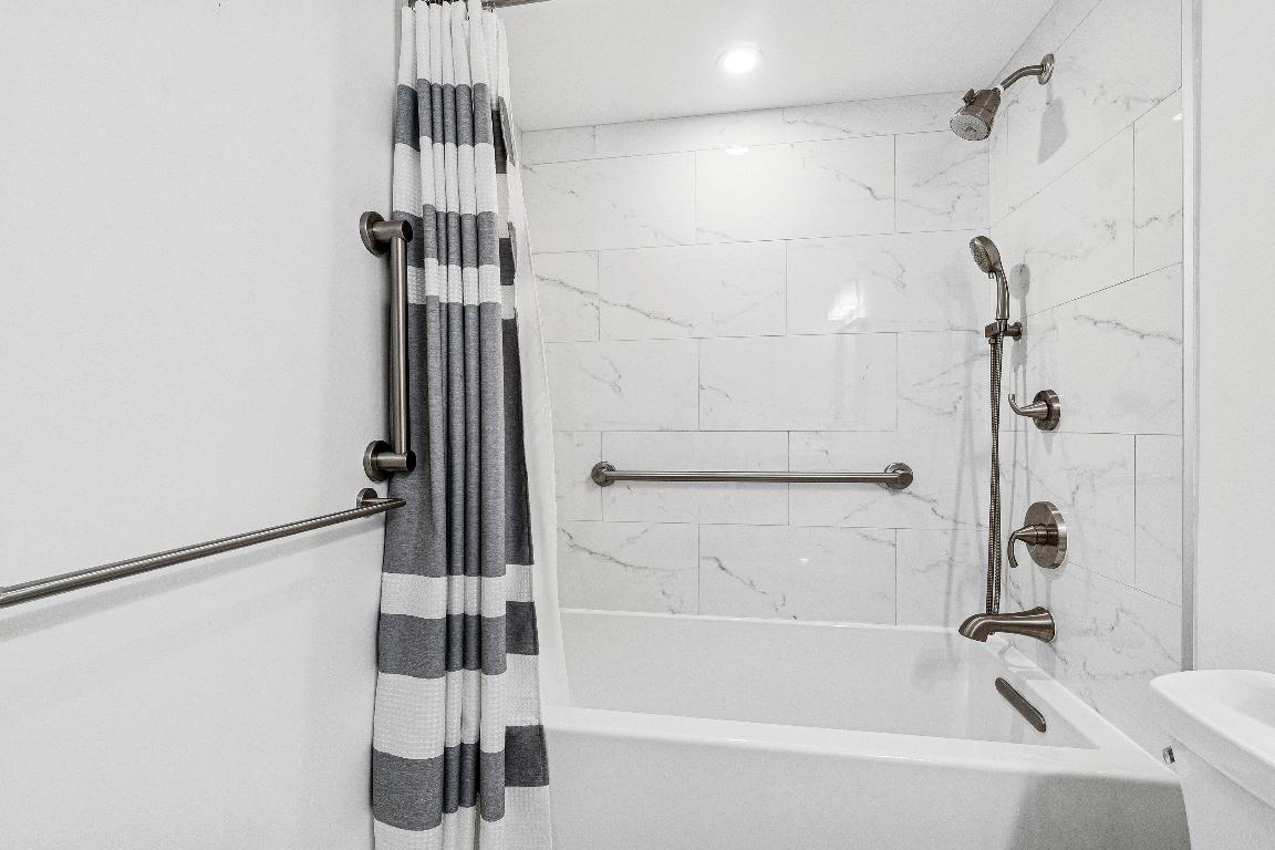 PINE RIDGE NORTH I CONDO - Residential