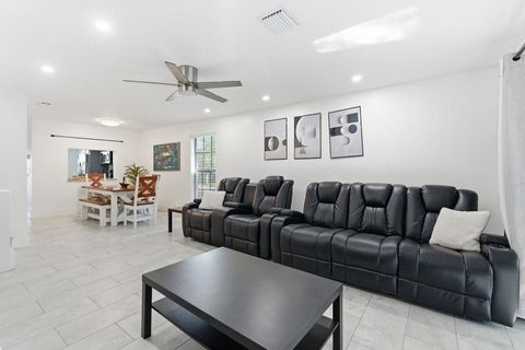Tiny photo for 10900 W Sample Road, Coral Springs, FL 33065 (MLS # F10552694)