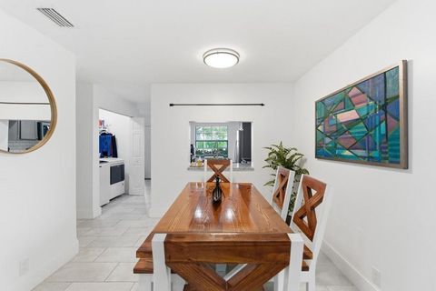 Tiny photo for 10900 W Sample Road, Coral Springs, FL 33065 (MLS # F10552694)