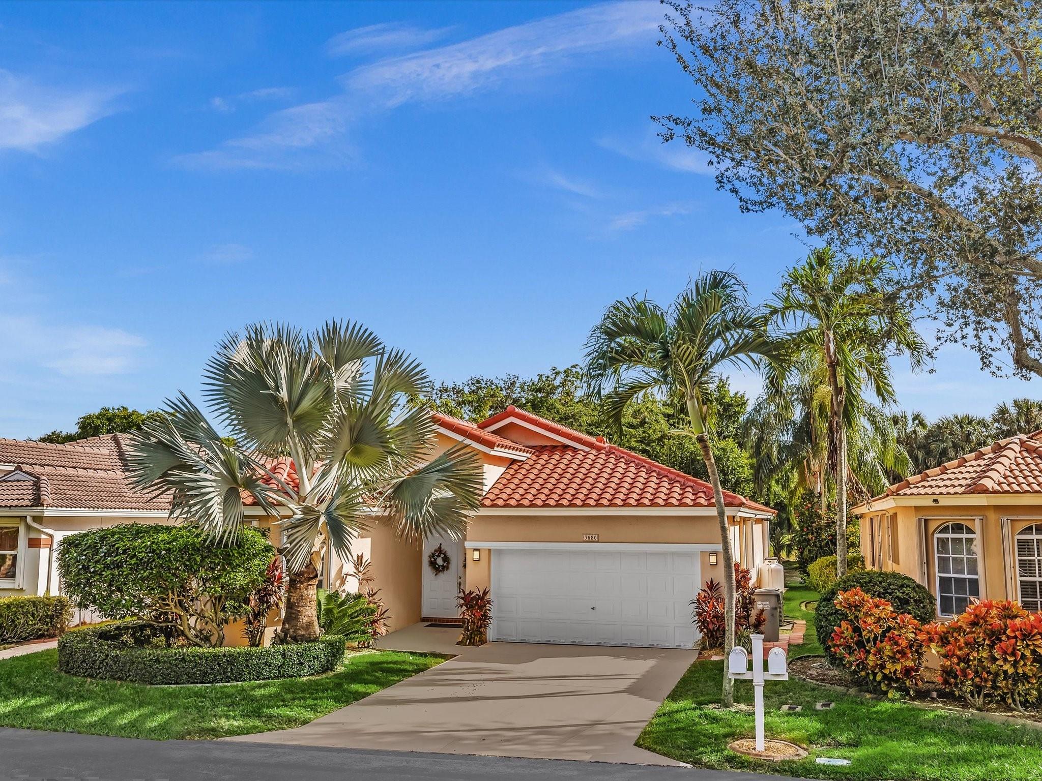 Palm-Aire Oaks Course Est - Residential