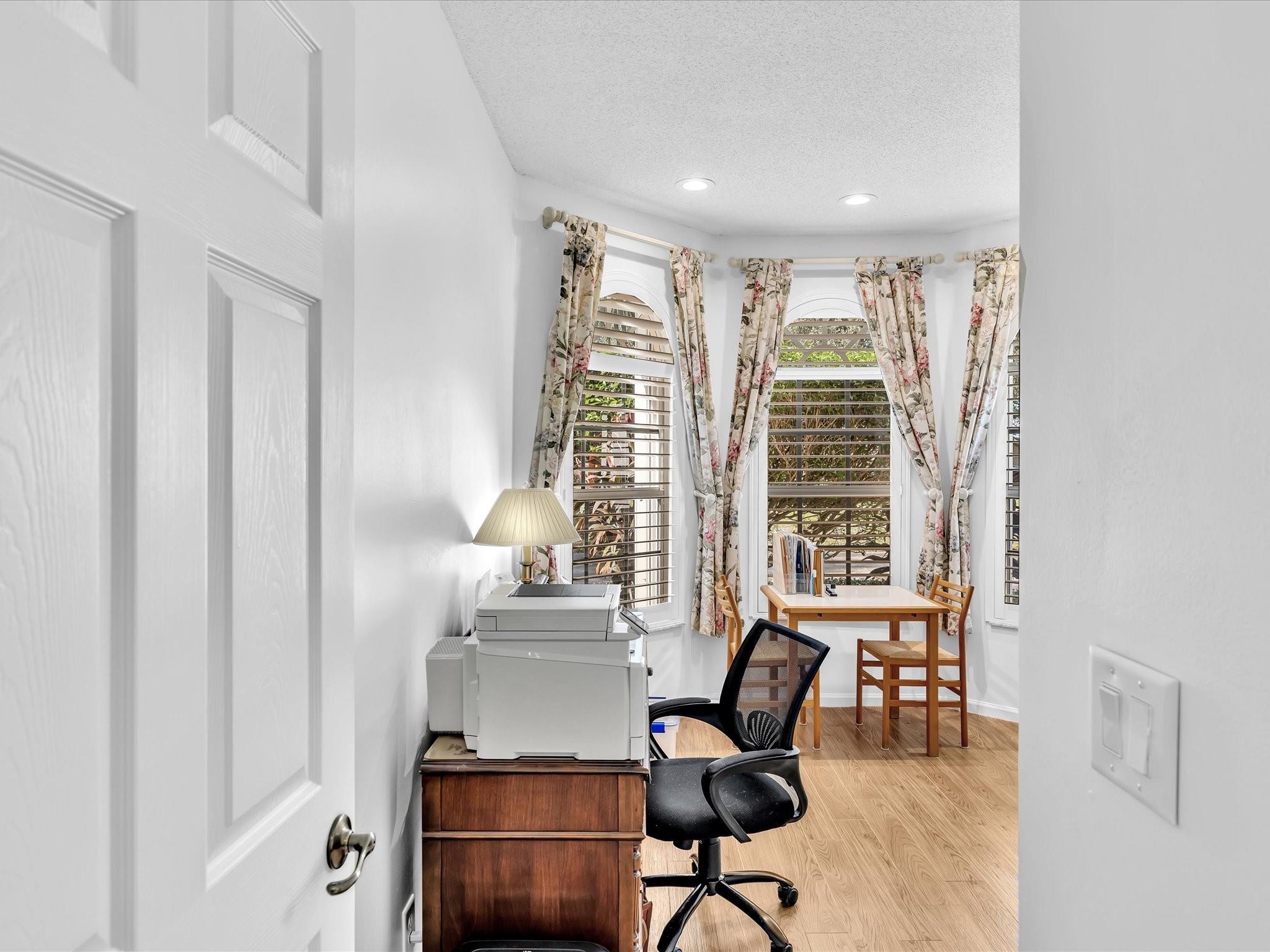 Palm-Aire Oaks Course Est - Residential