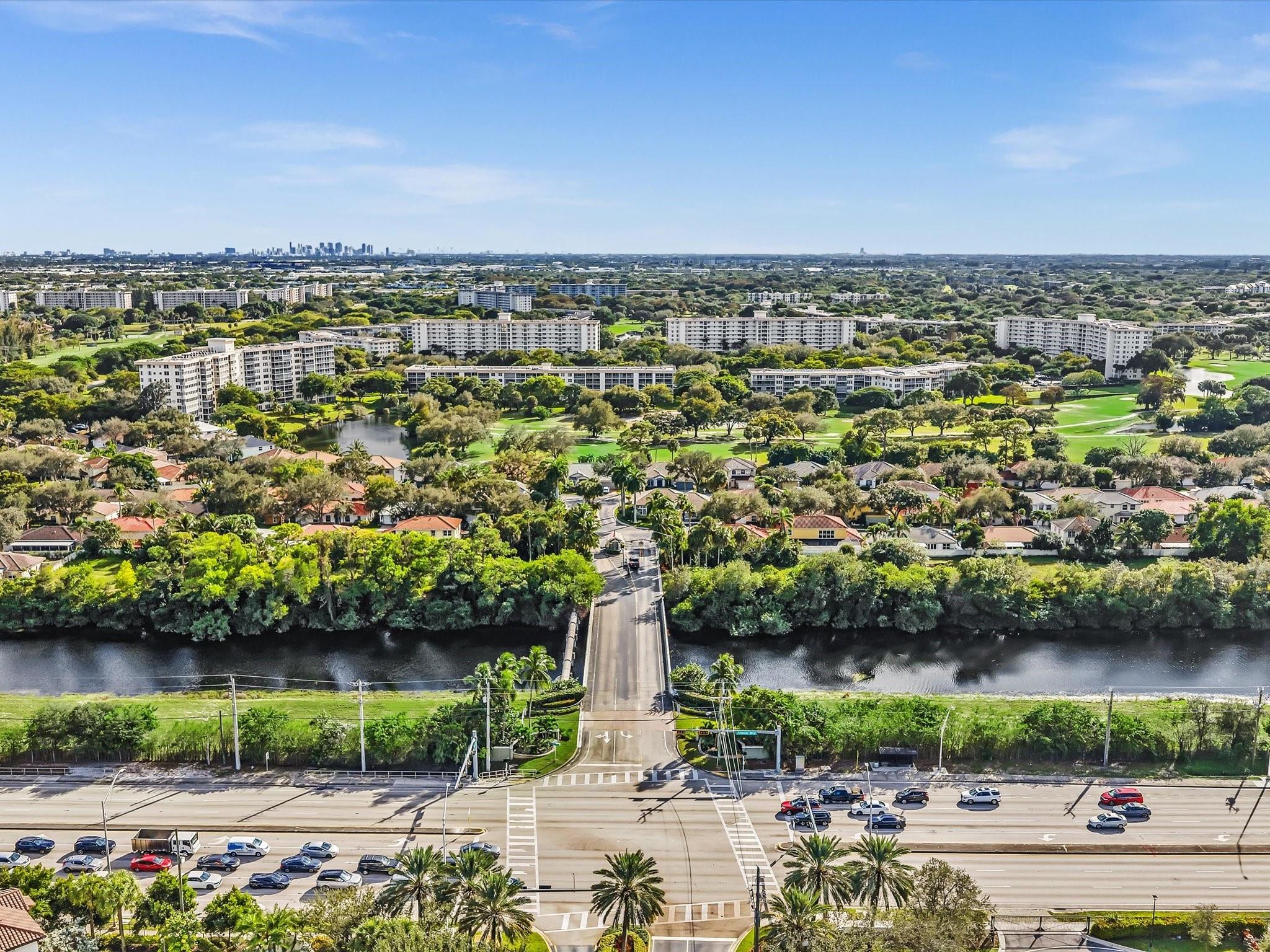 Palm-Aire Oaks Course Est - Residential