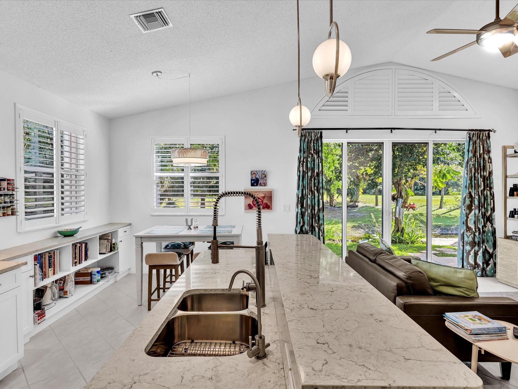 Palm-Aire Oaks Course Est - Residential