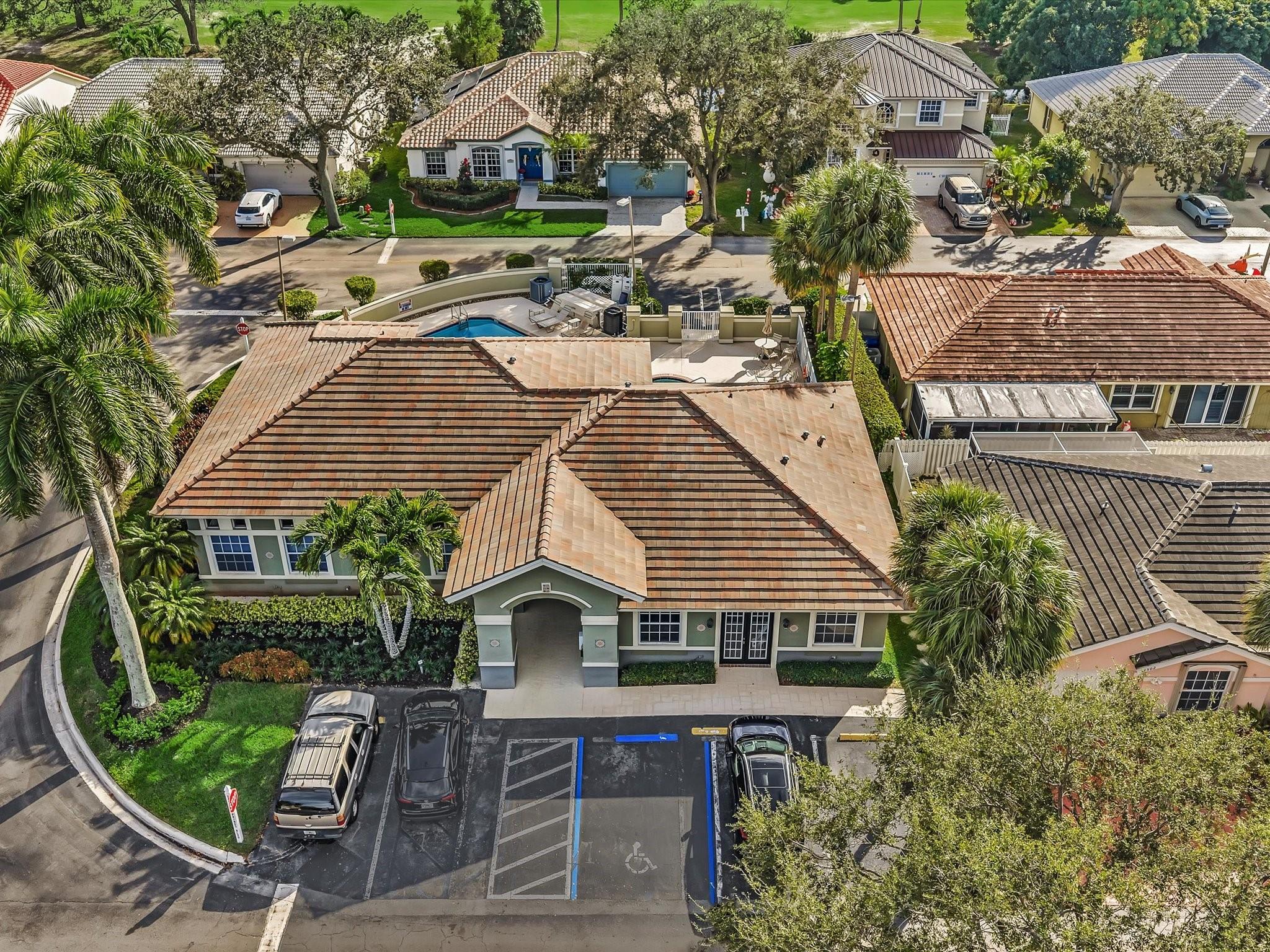 Palm-Aire Oaks Course Est - Residential