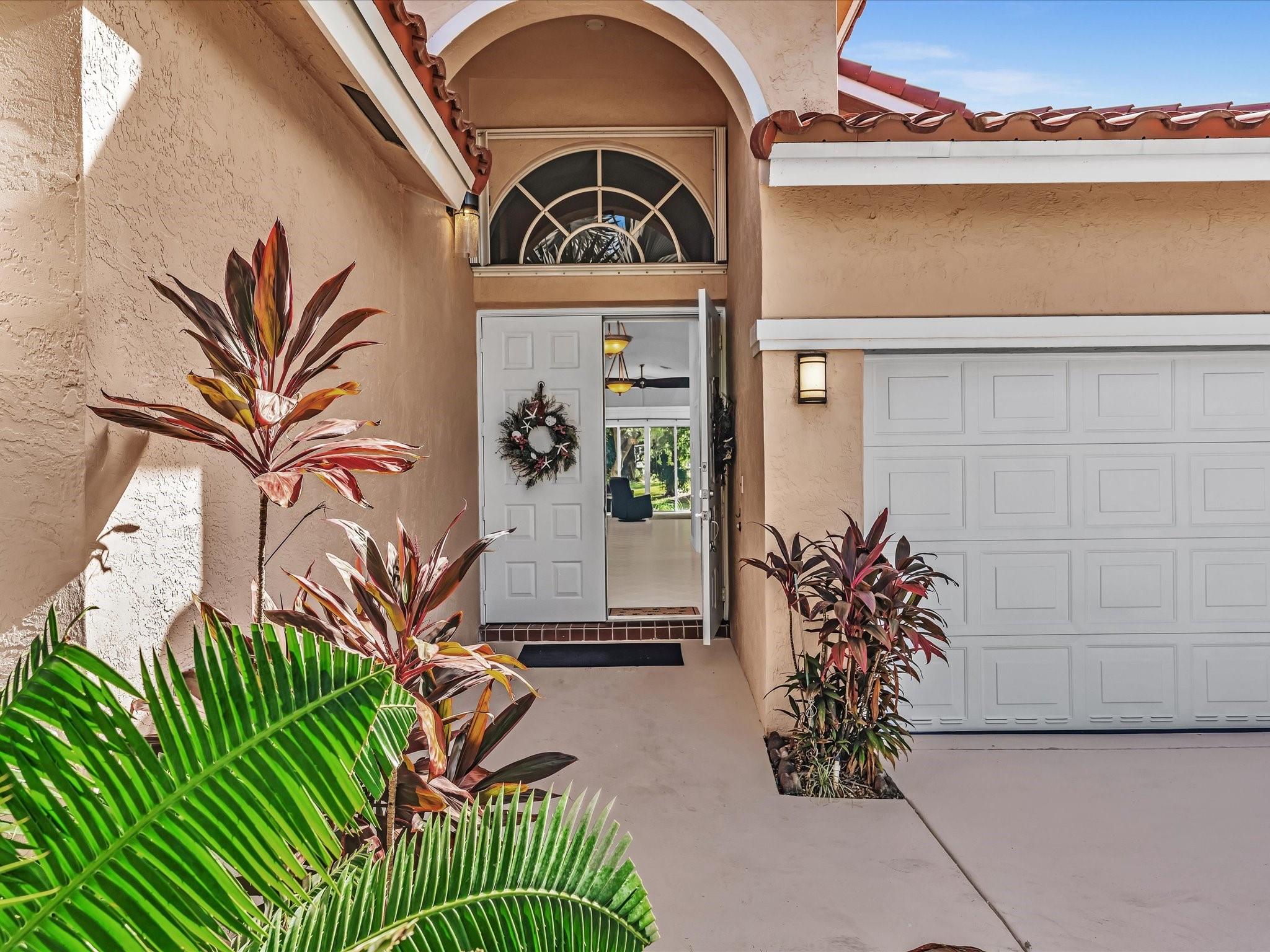 View photos, virtual tours, details... 3580 Canary Palm Ct