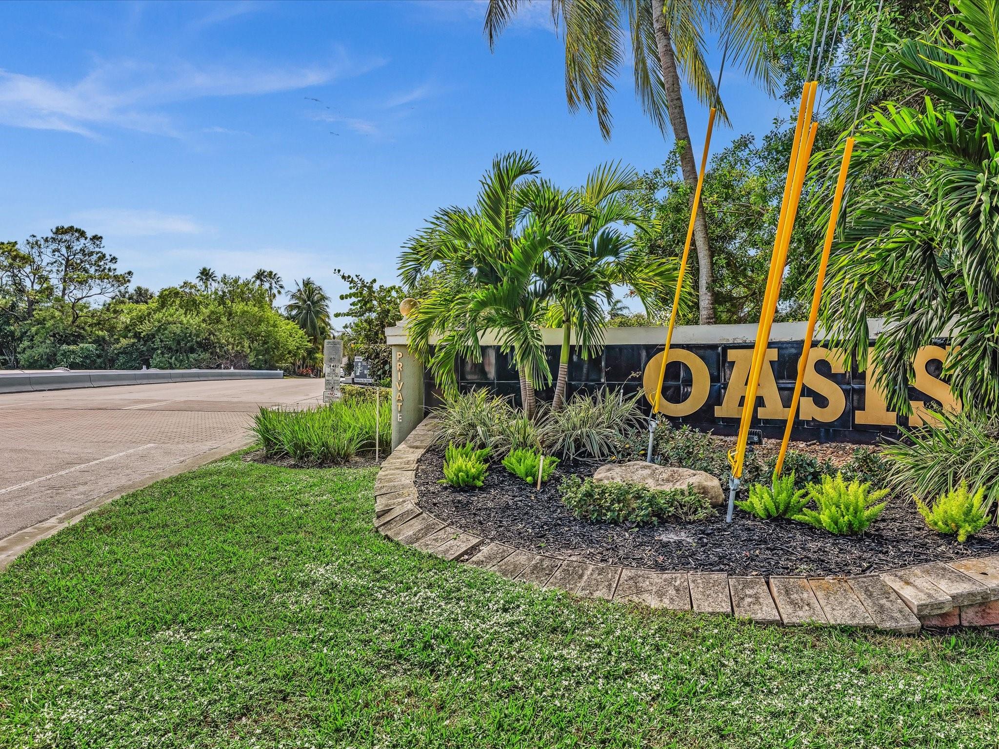 Palm-Aire Oaks Course Est - Residential