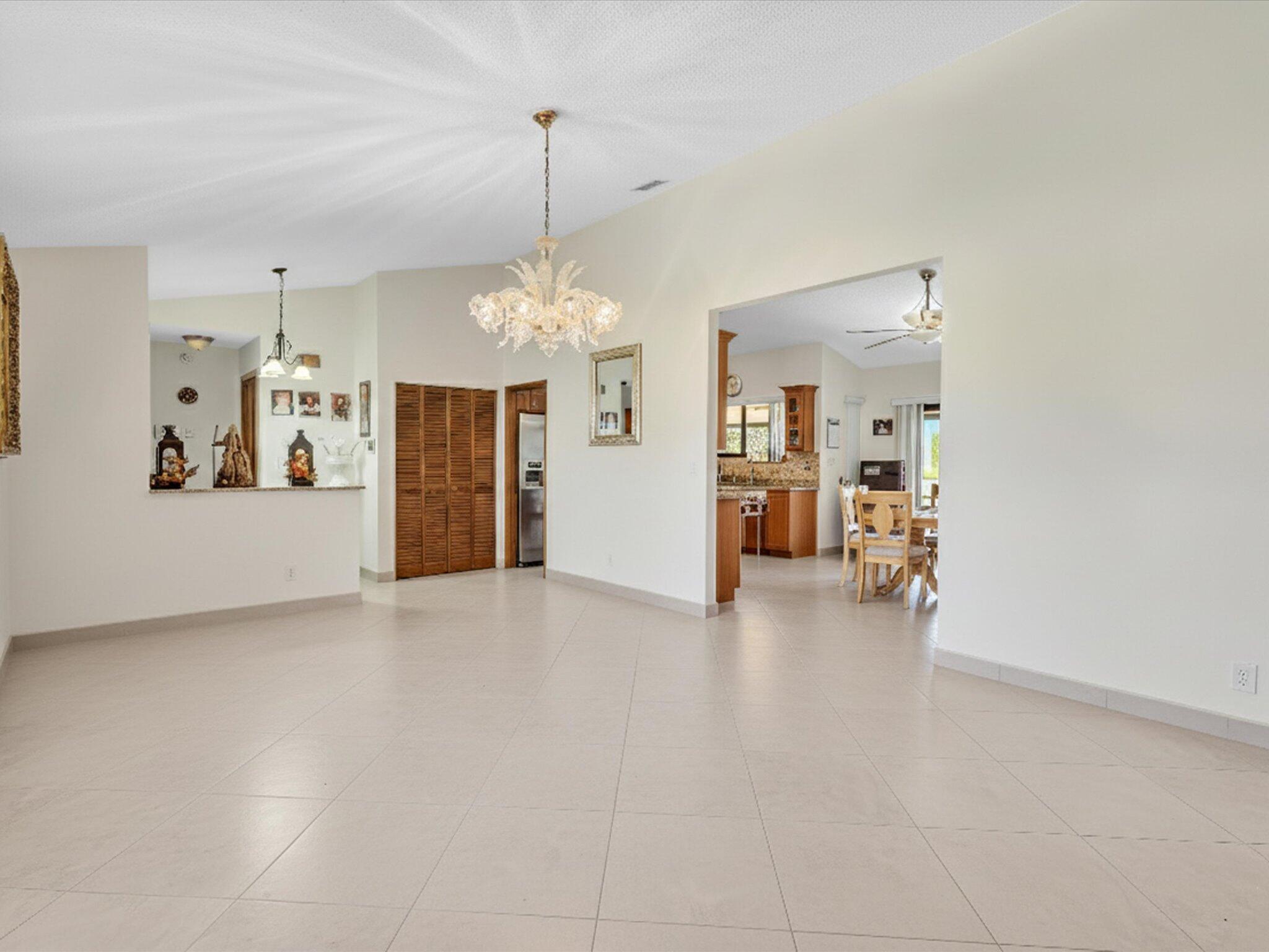 LAKES OF SHERBROOKE - Residential