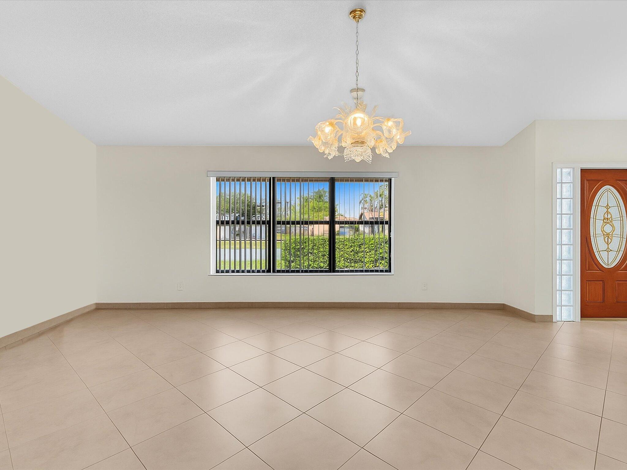 LAKES OF SHERBROOKE - Residential