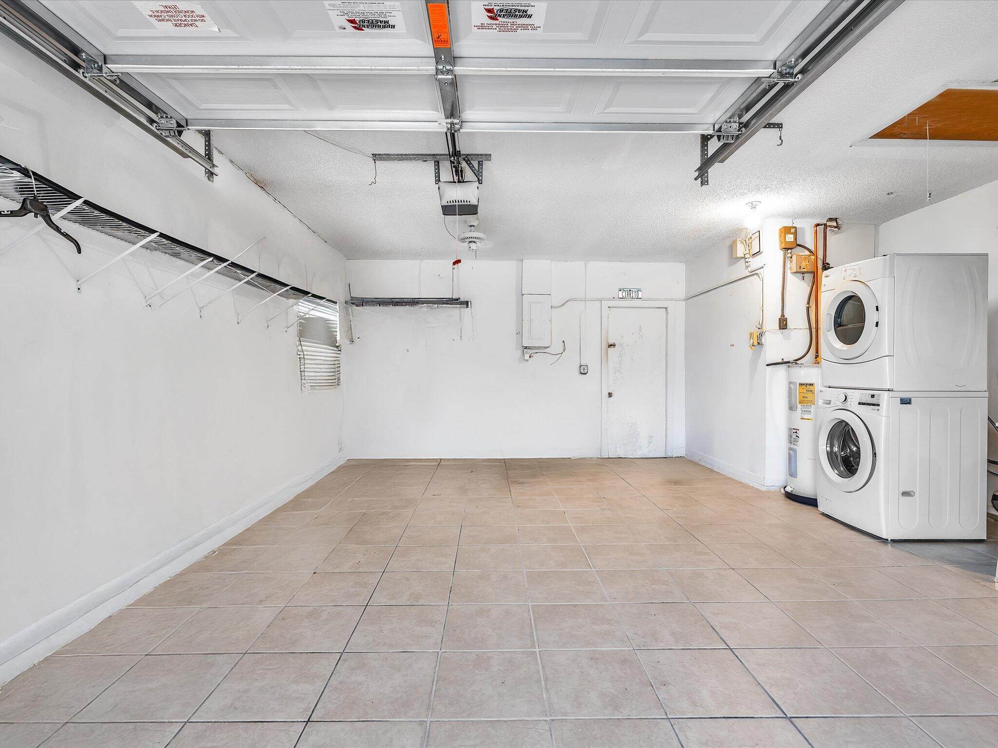 LAKES OF SHERBROOKE - Residential