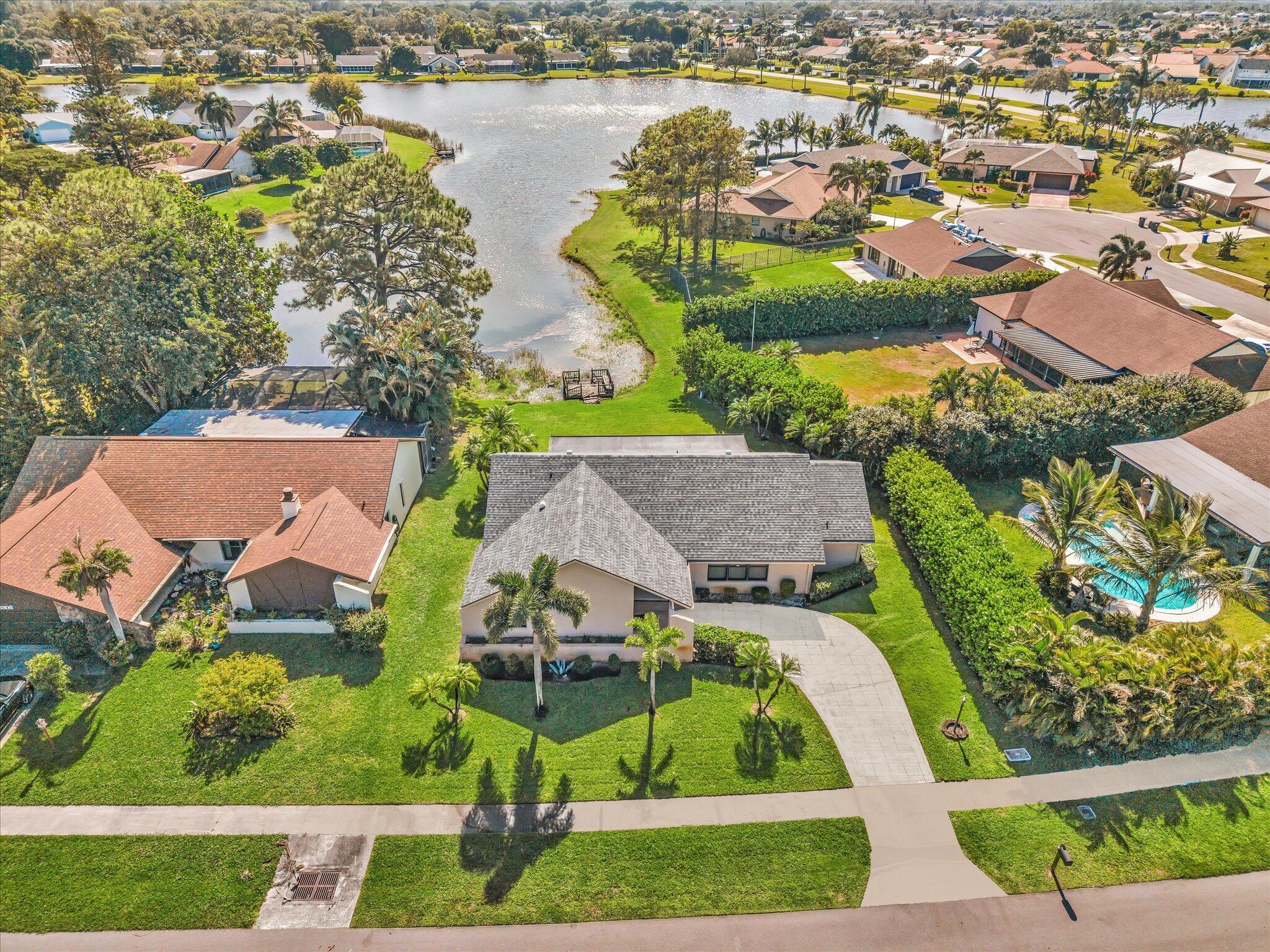 LAKES OF SHERBROOKE - Residential