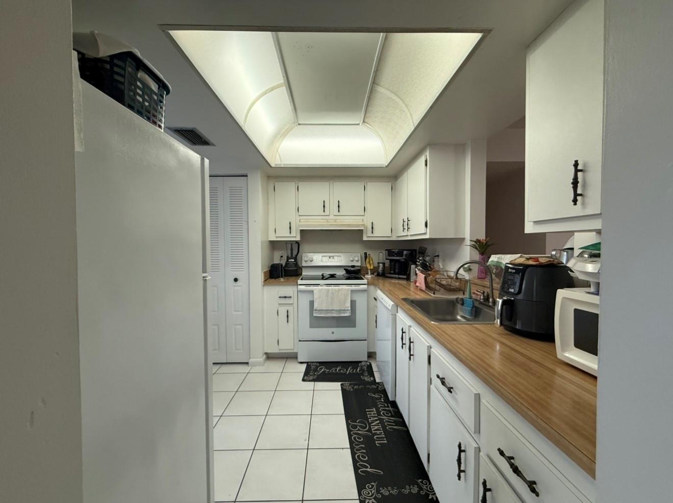20 Of Palm Spgs 3 Condo - Residential Lease