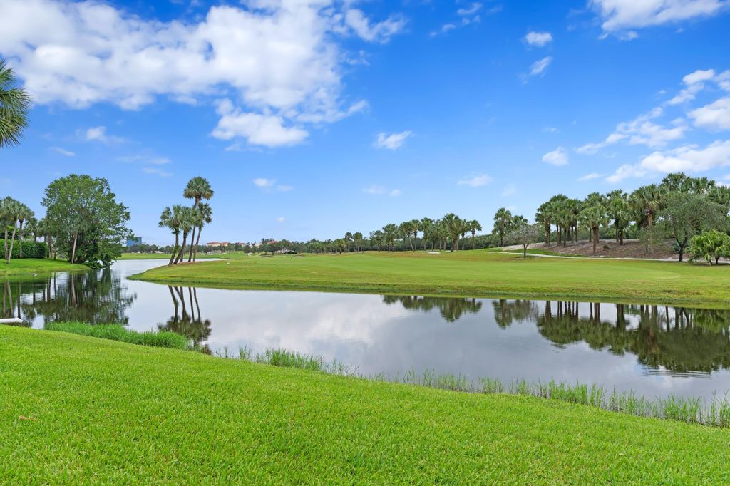 Photo of 2435 Presidential Way #G, West Palm Beach, FL 33401 (MLS # B26039612)