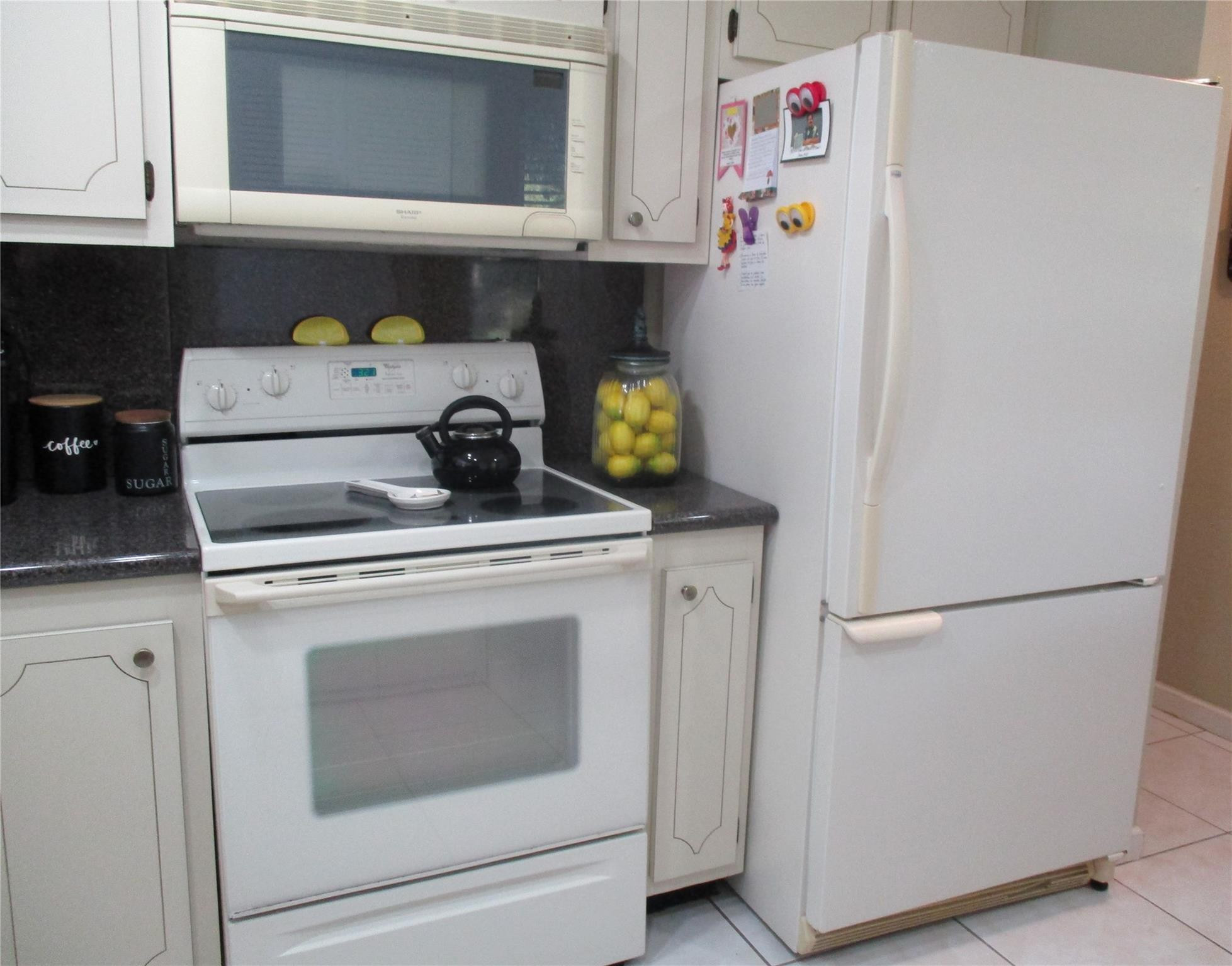 SUNRISE LAKES PHASE 3 - Residential